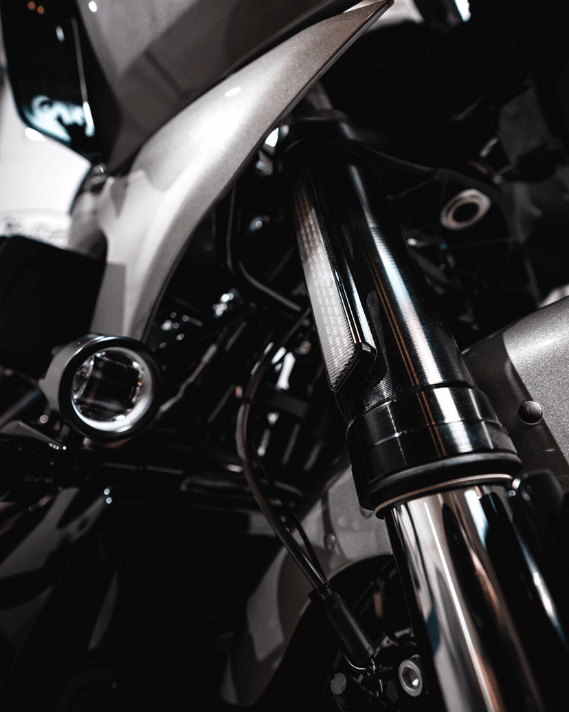 CUSTOM DYNAMICS 2040-2649 LED Fork Light - Smoke - Black — image 4 of 4