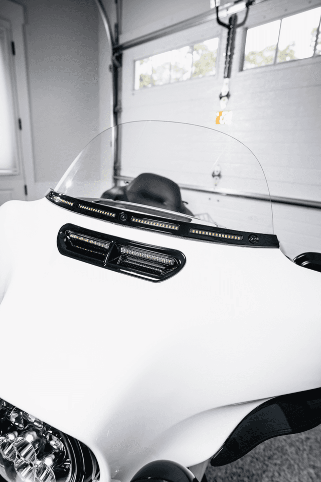 CUSTOM DYNAMICS 2040-2820 Windshield Trim - Black — image 3 of 4
