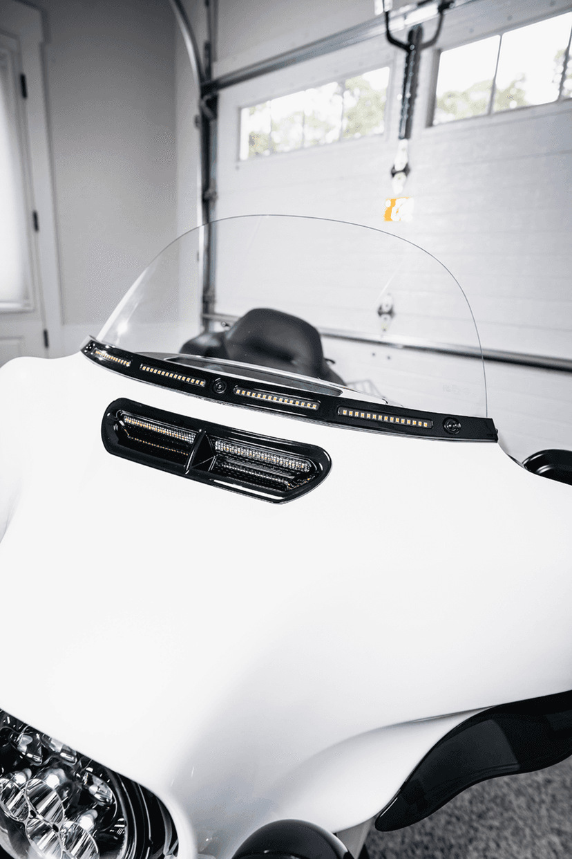CUSTOM DYNAMICS 2040-2820 Windshield Trim - Black — image 3 of 4