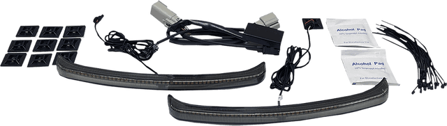 CUSTOM DYNAMICS 2040-2853 Fender Light - Tri Glide — image 1 of 3