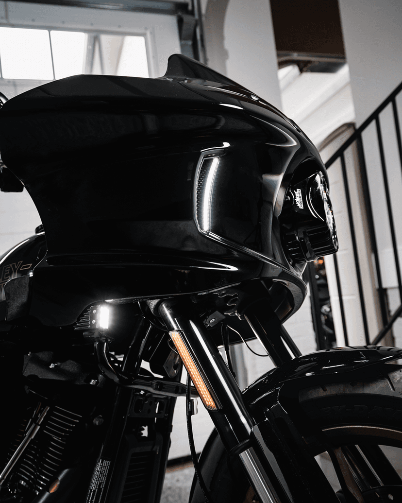 CUSTOM DYNAMICS 2040-3229 Fairing Vent Light - Amber/White — image 8 of 10