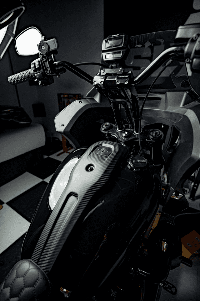SLYFOX 2201-0290 Dash Panel - Gloss Black - FXLRS / FXLRST — image 2 of 2