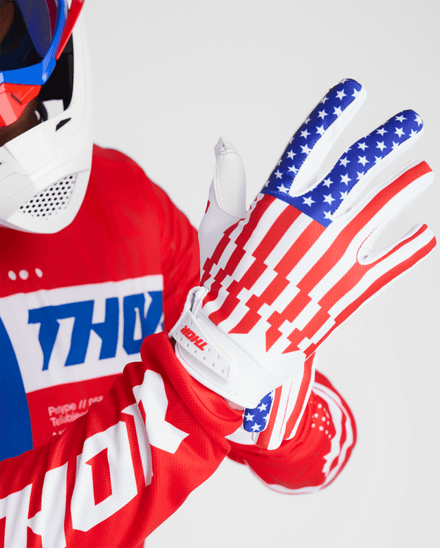 THOR 3330-8208 Launchmode Gloves - Patriot - Medium — image 4 of 8