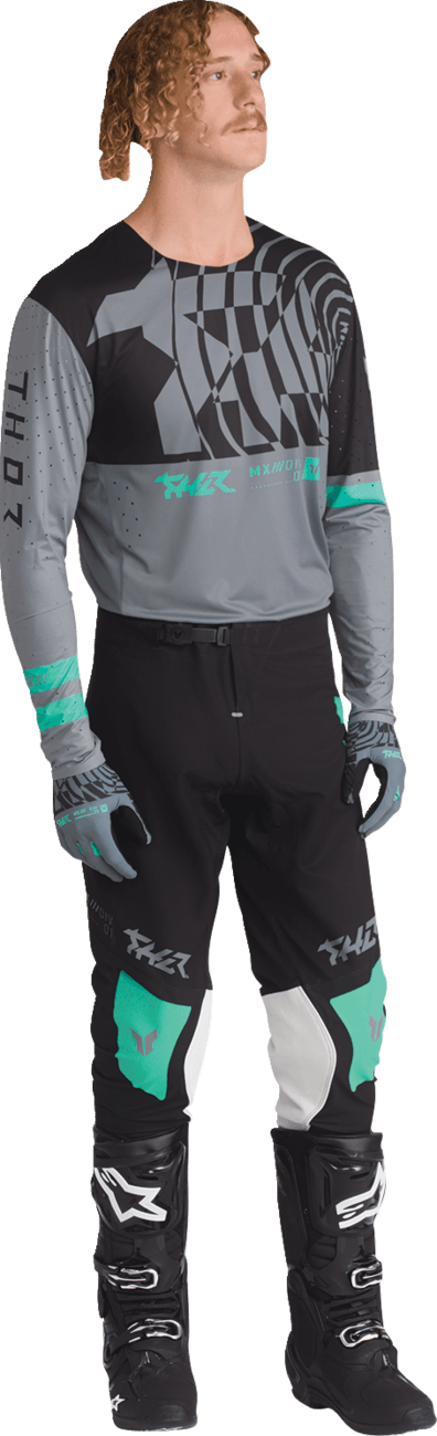 THOR 3330-9102 Sportmode Mind Control Gloves - Charcoal/Black - Medium — image 7 of 8