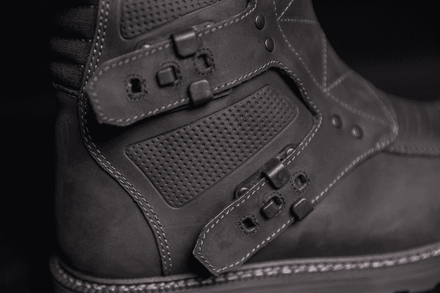 ICON 3403-1209 Elsinore 2™ CE Boots - Black - Size 8 — image 6 of 10