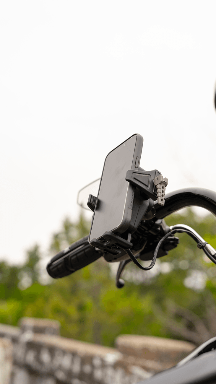 CIRO 0636-0578 Gen 2 Cybercharger® Phone Holder - Black - No Mount — image 2 of 2