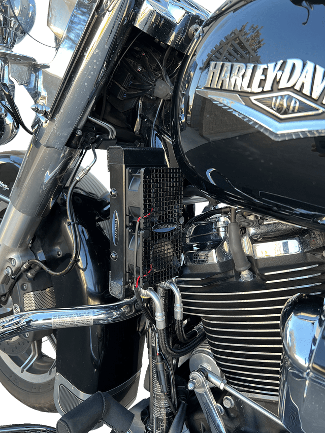 ULTRACOOL 0713-0260 Side Mount Oil Cooler Kit - Naked - Black — image 2 of 3