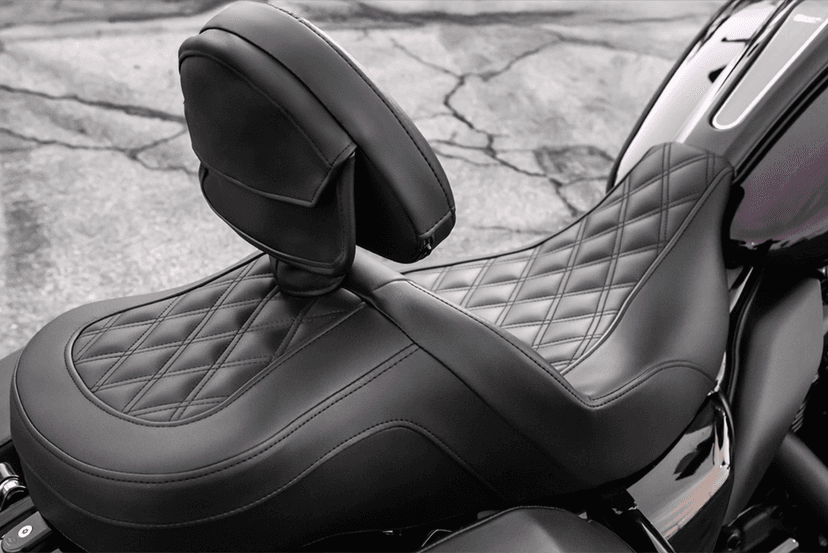 SADDLEMEN 0801-1188 Roadsofa™ Seat - with Backrest - Full Lattice Stitch - Heated - FLH/FLT '08-'25 — image 2 of 3