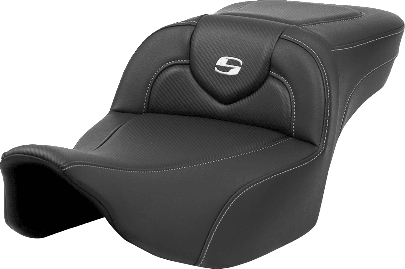 SADDLEMEN 0801-1633 Roadsofa™ Extended Reach Seat - Carbon Fiber - Silver Stitch/Silver Logo - no Backrest - FL '23-'24
