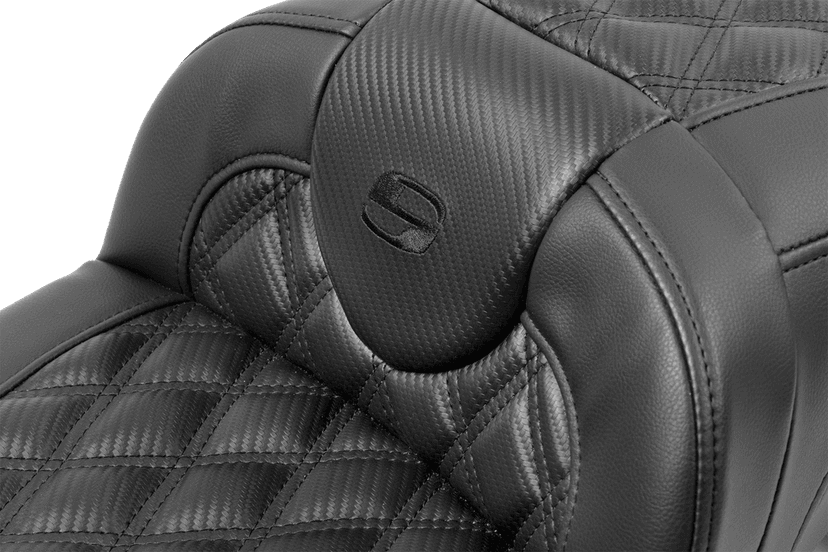 SADDLEMEN 0801-1801 Roadsofa™ Extended Reach Seat - with Backrest - Carbon Fiber - Lattice Stitch - FLTR/FLHX '23-'24 — image 5 of 6
