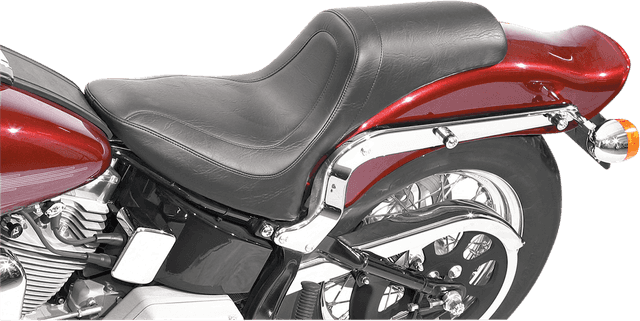MUSTANG 0802-0320 Seat - Fastback™ - Stitched - Black - Softail '00-'05 — image 3 of 3