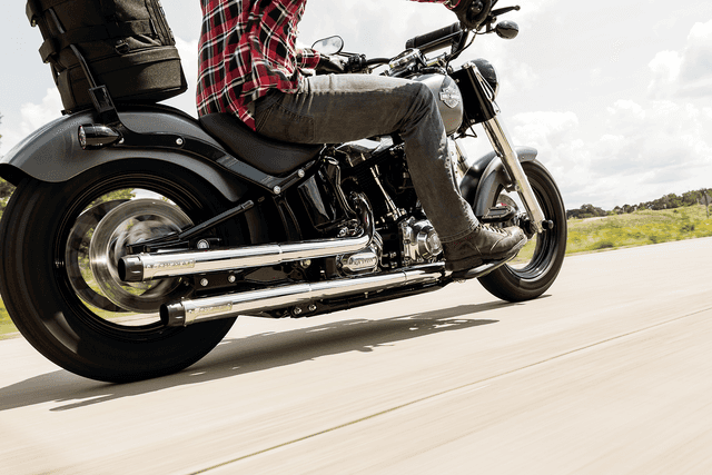 MUSTANG 0802-0767 Seat - Wide Tripper™ Solo - without Backrest - Smooth - Black — image 3 of 3