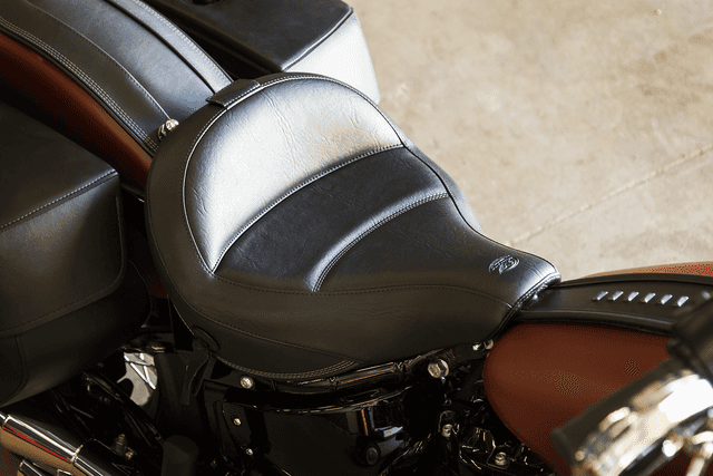 MUSTANG 0802-1063 Max Profile Solo Touring Seat - with Driver Backrest - Black - Original - FLHC/FLDE — image 3 of 7