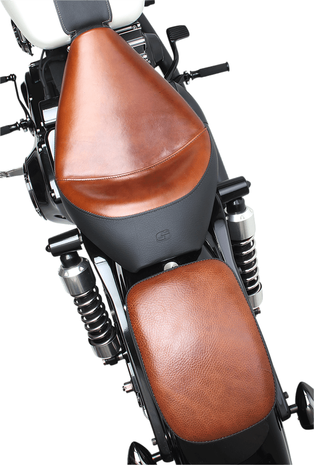 SADDLEMEN 0807-0175 Detachable Pillion Pad - Lariat - 7" — image 2 of 4
