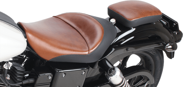 SADDLEMEN 0807-0175 Detachable Pillion Pad - Lariat - 7" — image 3 of 4