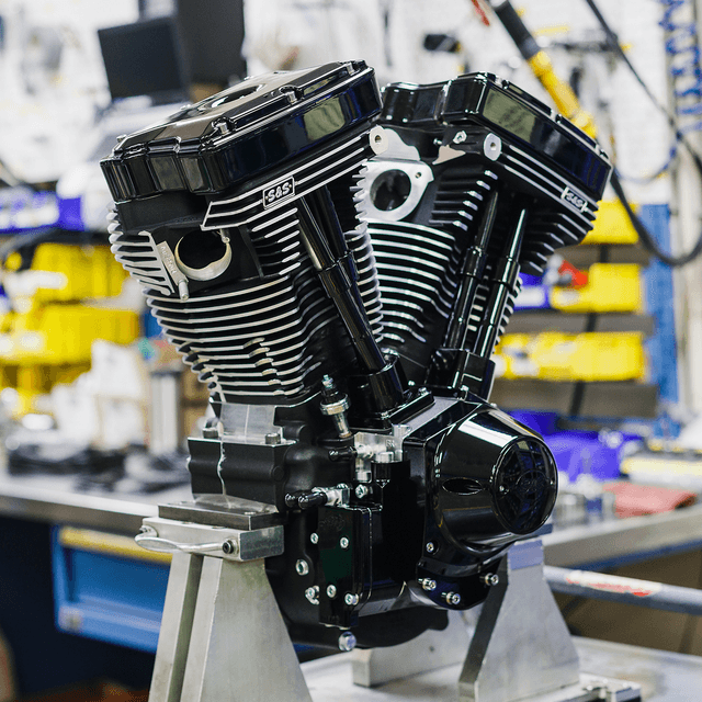S&S CYCLE 0901-0257 V124 Long Block Engine - Black Edition - Big Twin | Custom Chasis w/Alternator-Style Primary — image 4 of 6