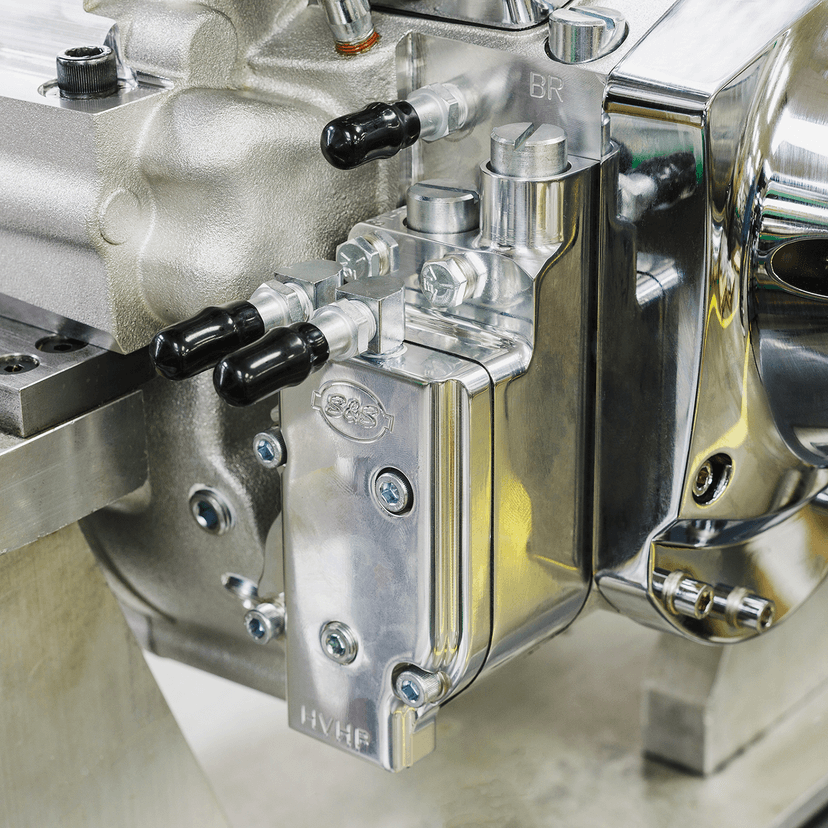 S&S CYCLE 0901-0259 V124 Long Block Engine - Chrome/Natural - Big Twin | Custom Chasis w/Alternator-Style Primary — image 2 of 7