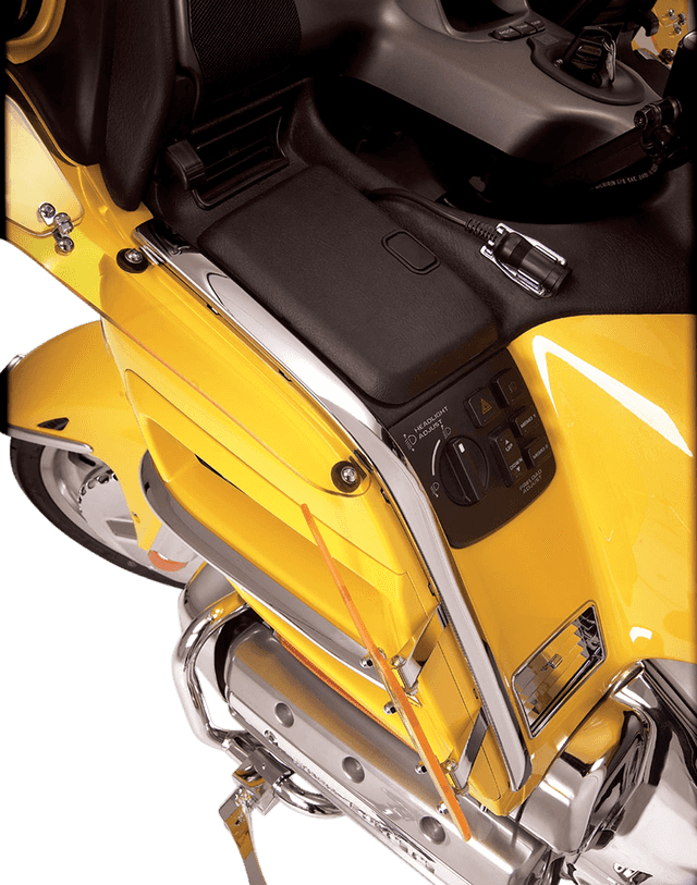 SHOW CHROME BB52643 Fairing Face Molding - Chrome — image 2 of 2