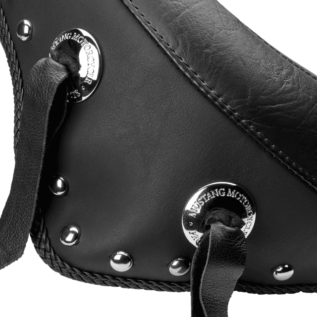 MUSTANG DS-900233 Wide Solo Seat - With Backrest - Black - Studded w/ Concho - FLST/FXST '00-'06 — image 2 of 4